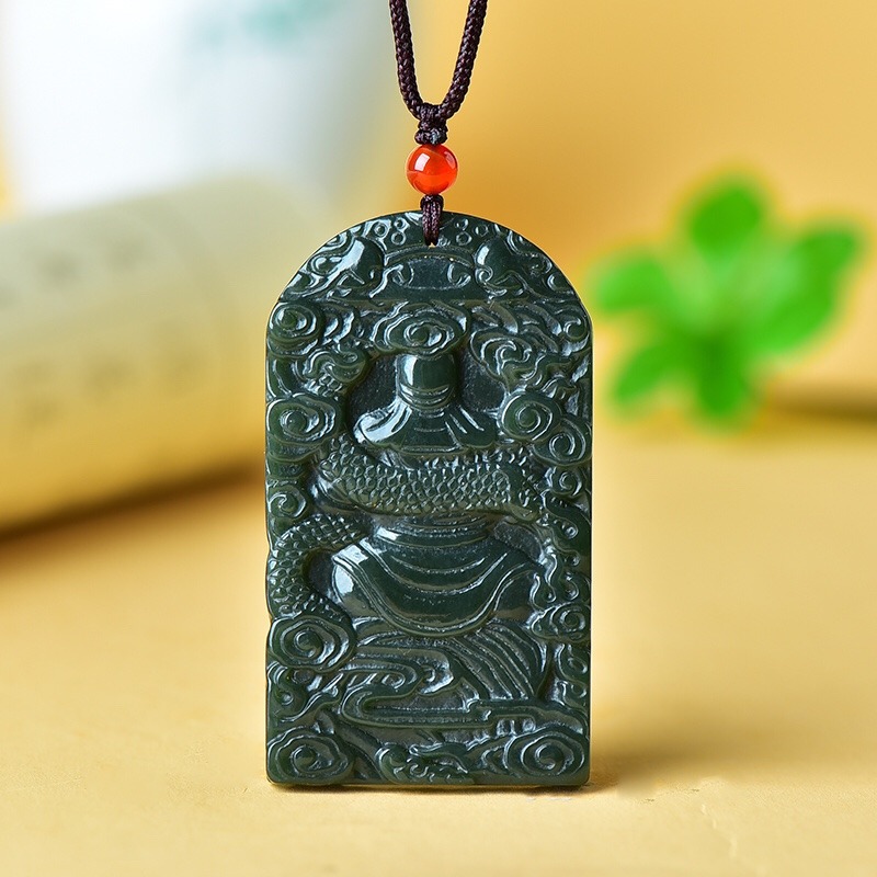 Pingente de jade Guan Gong de  - Ethnic Fashion Brand avaliação e preço