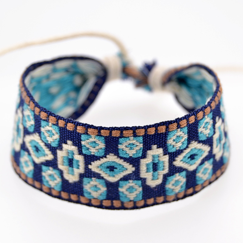 Pulseiras Jacquard tecidas à m - Ethnic Fashion Brand avaliação e preço