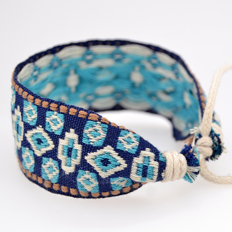 Pulseiras Jacquard tecidas à m - Ethnic Fashion Brand avaliação e preço