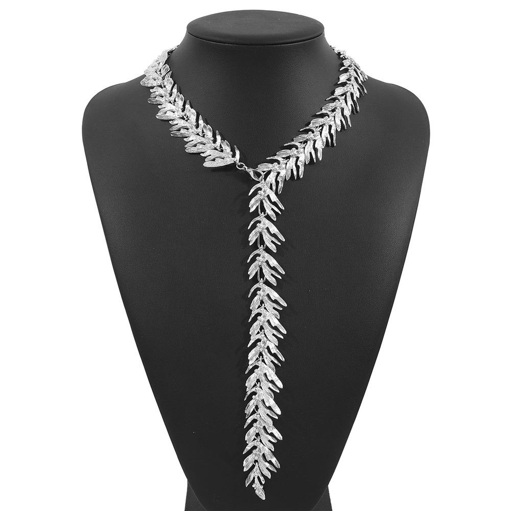 Tendência punk ouro prata cor  - Indian Ethnic Fashion Trends 2025 avaliação e preço